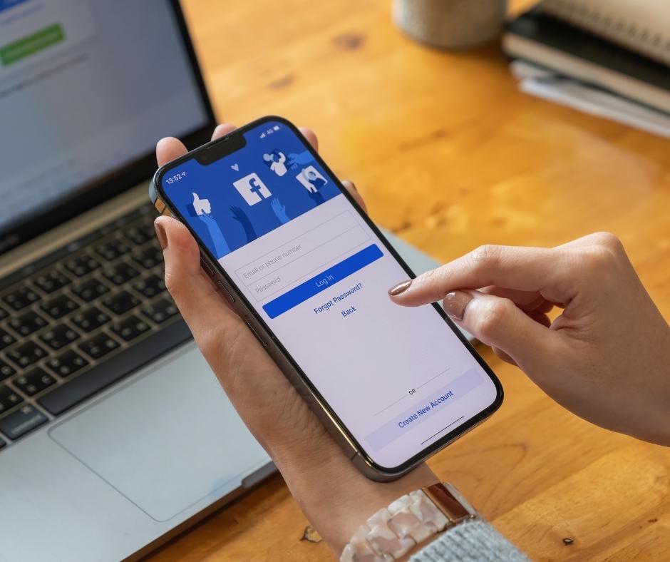εχει δυναμη το facebook